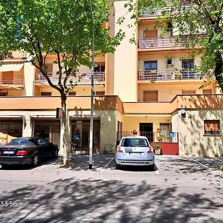 La Casa Di Tina Apartment *